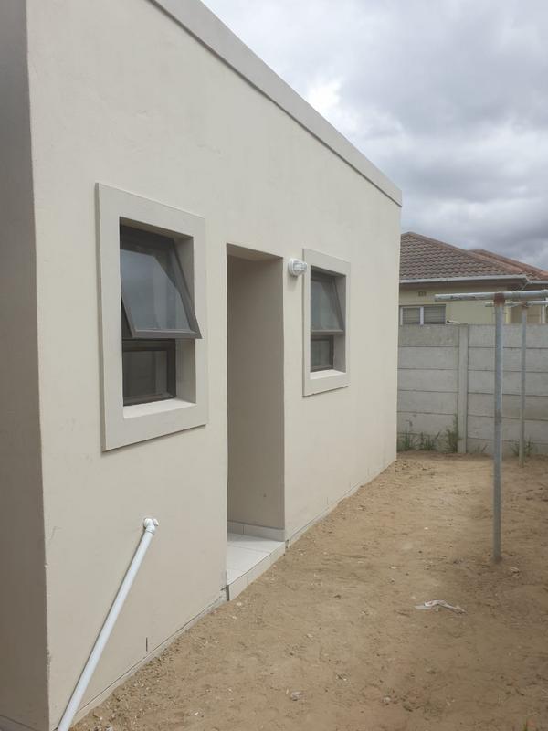 To Let 1 Bedroom Property for Rent in Hagley Western Cape
